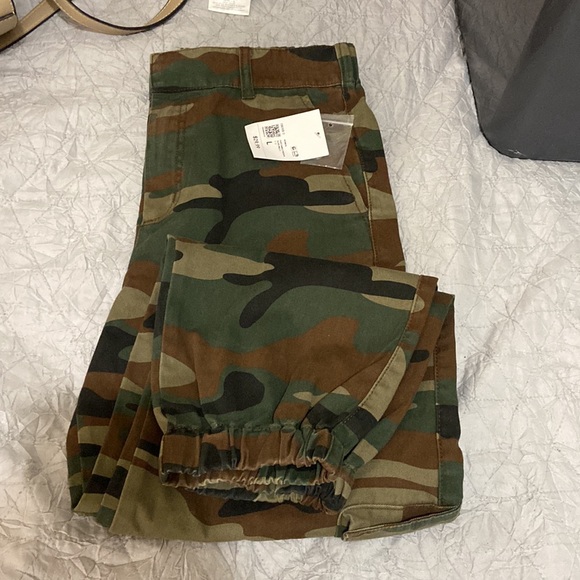 Army pants (never worn) - Picture 3 of 4